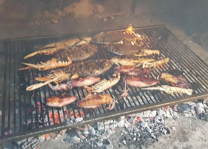 Ivanka Ap B Sa Grijanim Bazenom I Besplatnim Parkingom Apartmán